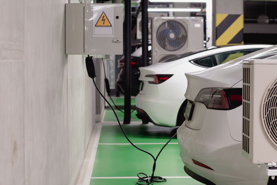 Electric vehicle charging via solar power